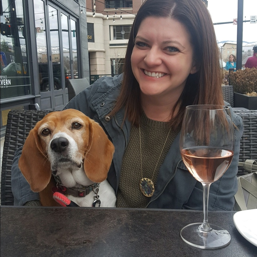 Meet your Posher, Amie